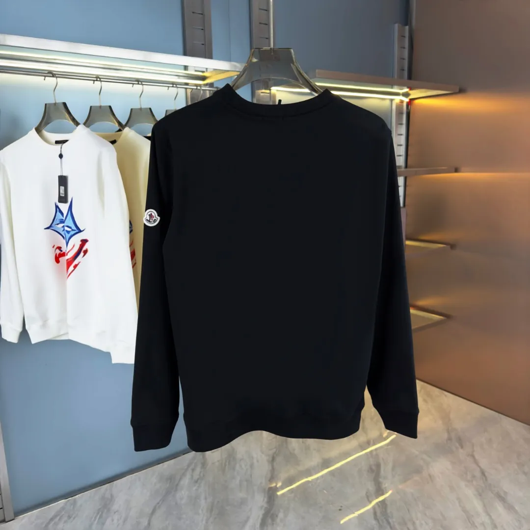 【 In Stock】 〖 𝐌𝐎𝐍𝐂𝐋𝐄𝐑~ 〗 440g ， 😎 ， ， Factory 2025 T ， ， Premium LOGO， Same Style ：Black White Size：S M L XL 2XL
